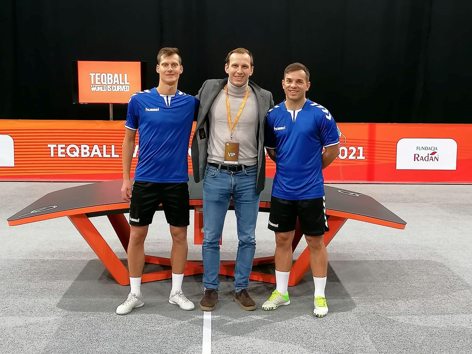 Lithuanian Teqball Federation President President Arnoldas Mauragas, centre, said he was "really proud" of the country's first representatives at the Teqball World Championships ©Lithuanian Teqball Federation