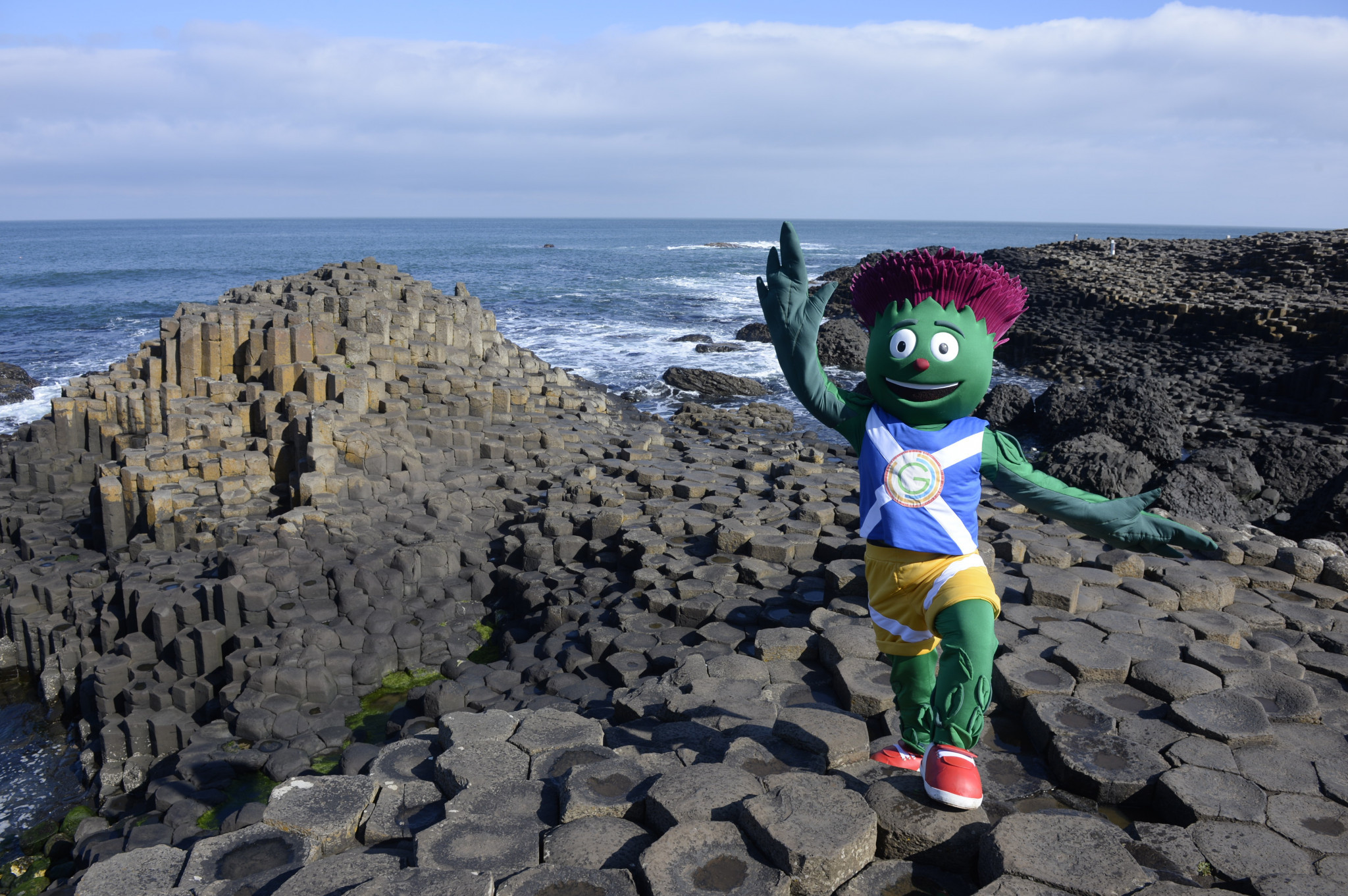 A statue of Glasgow 2014 mascot Clyde, pictured here during the 2014 Queen's Baton Relay, has found a new home at a primary school ©Getty Images 
