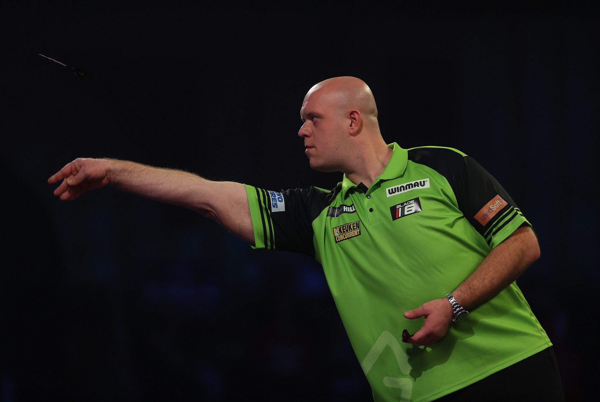 Van Gerwen withdraws from PDC World Darts Championship due to COVID-19