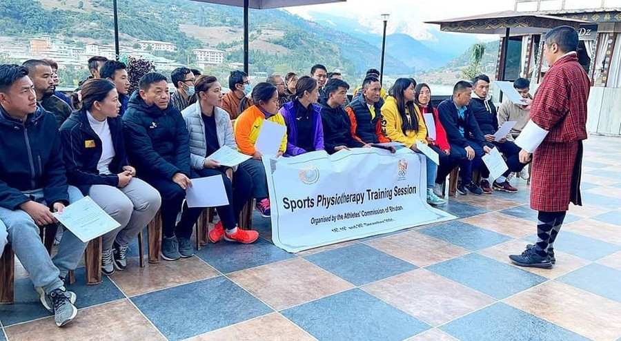 Bhutan NOC Athletes' Commission holds physiotherapy training session