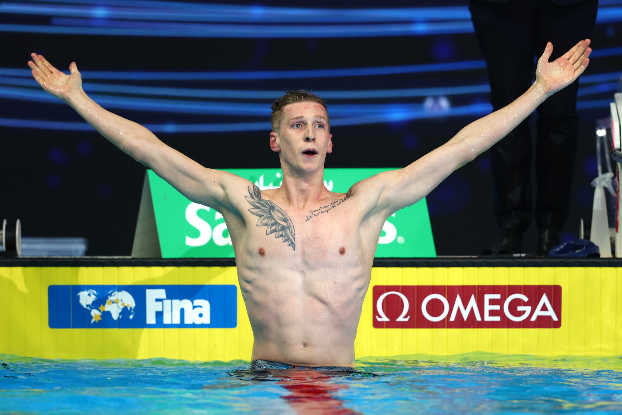 Wellbrock smashes six-year-old 1500m freestyle world record on final night in Abu Dhabi
