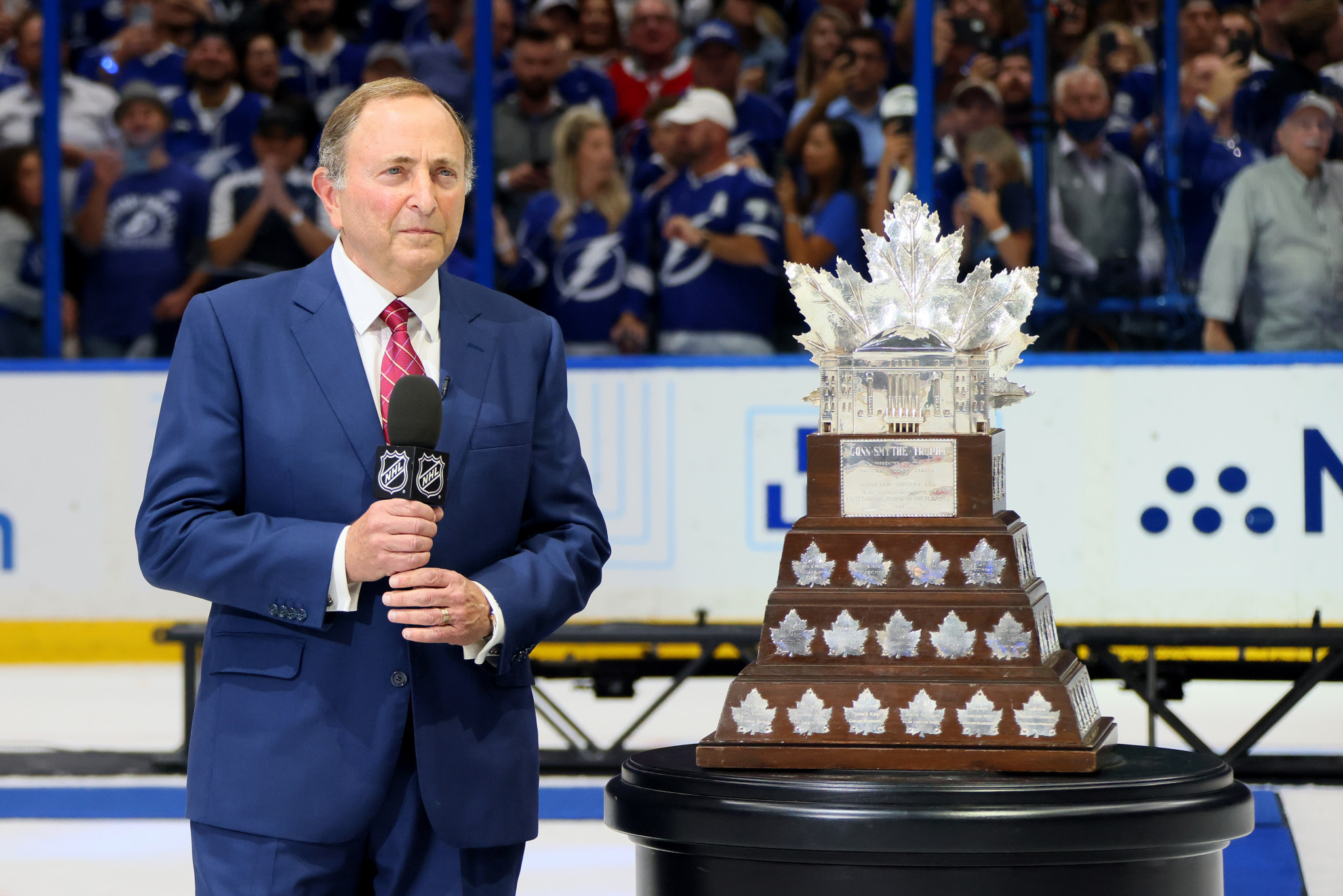 NHL Commissioner Gary Bettman has been involved in discussions with the NHLPA ©Getty Images