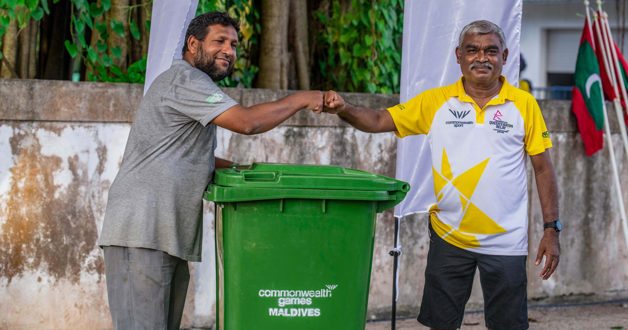 Bins were given out by Commonwealth Games Maldives to coincide with the arrival of the Queen's Baton Relay ©Twitter/Birmingham2022