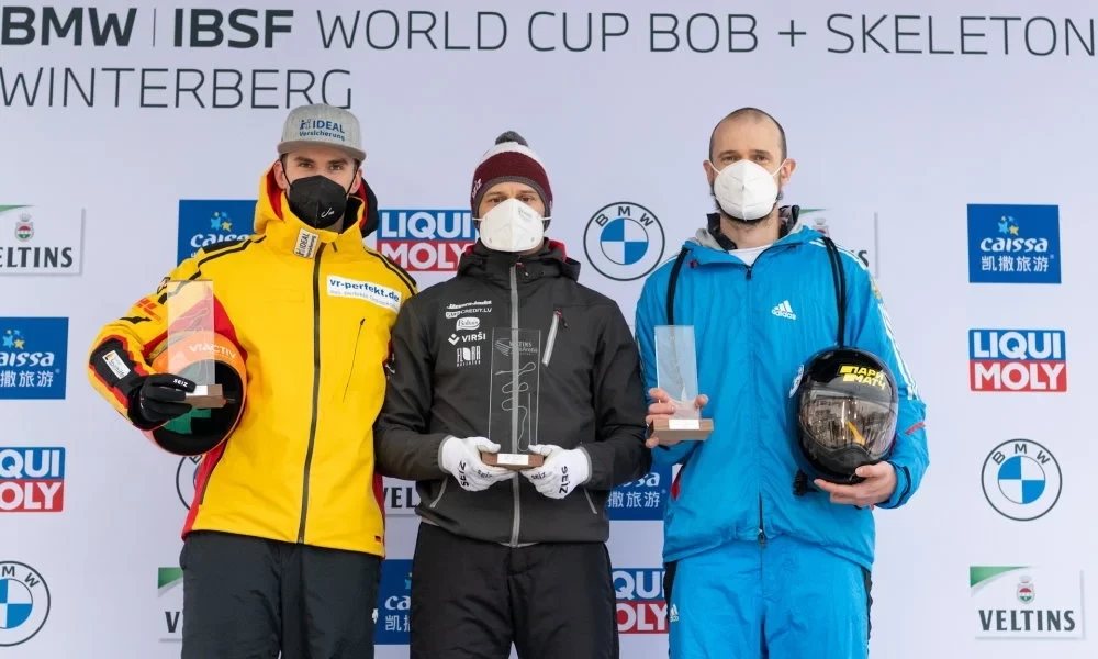 Dukurs moves top of skeleton World Cup standings after victory in shortened men's race 