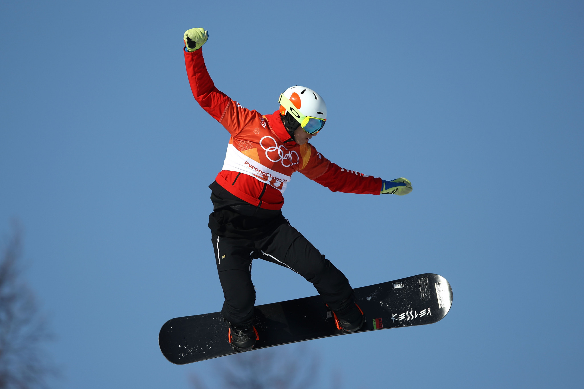 Eliot Grondin of Canada was quickest in men's qualifying at the Snowboard Cross World Cup in Krasnoyarsk ©Getty Images