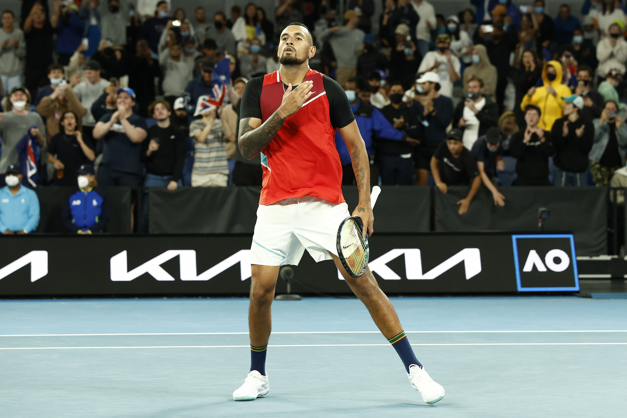 Home favourite Nick Kyrgios soaked up the applause after seeing off Britain's Liam Broady in the opening round ©Getty Images