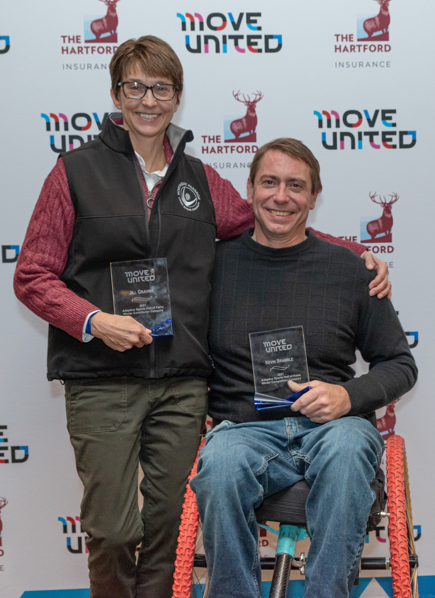 Jill Gravink, left, and two-time Paralympic champion Kevin Bramble, right, were the 2021 winter sport entrants to the National Adaptive Sports Hall of Fame ©Move United