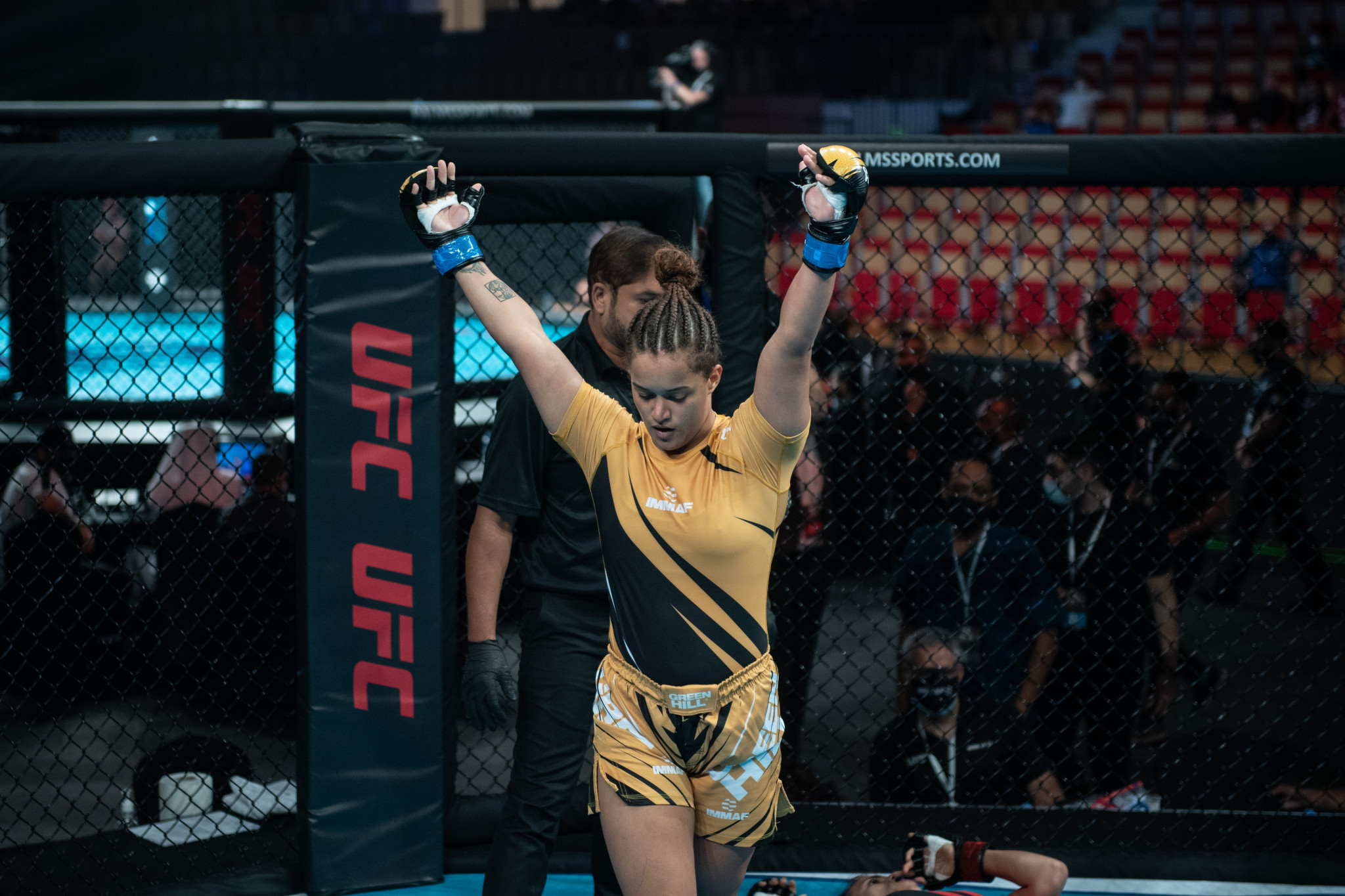 Sabrina Laurentina De Sousa of Bahrain set up a battle of the world champions in the women's featherweight ©IMMAF