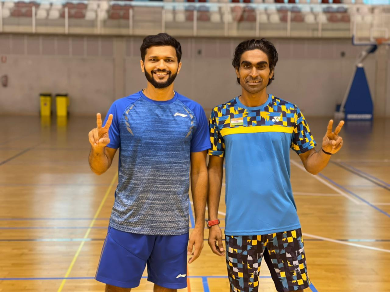 Pramod Bhagat, right, is currently training in Spain with team-mate Sukant Kadam, left, in preparation for the 2022 season ©PCI