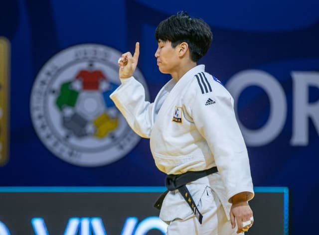 South Korea's Yoon Hyun-ji triumphed in the women's under-78kg event in Almada for her first gold medal on the World Judo Tour ©IJF