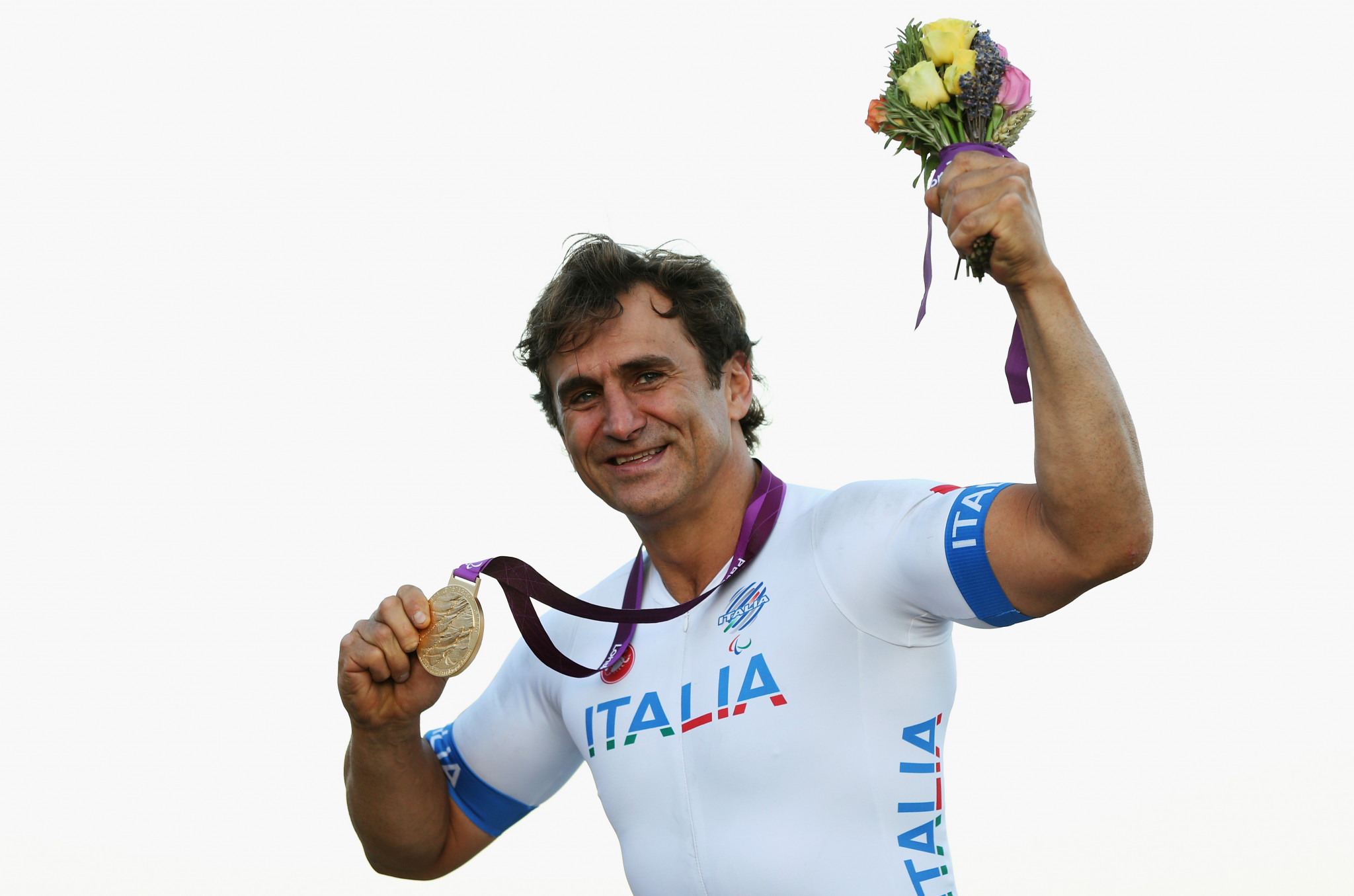 Four-time Paralympic gold medallist Zanardi undergoes hyperbaric treatment
