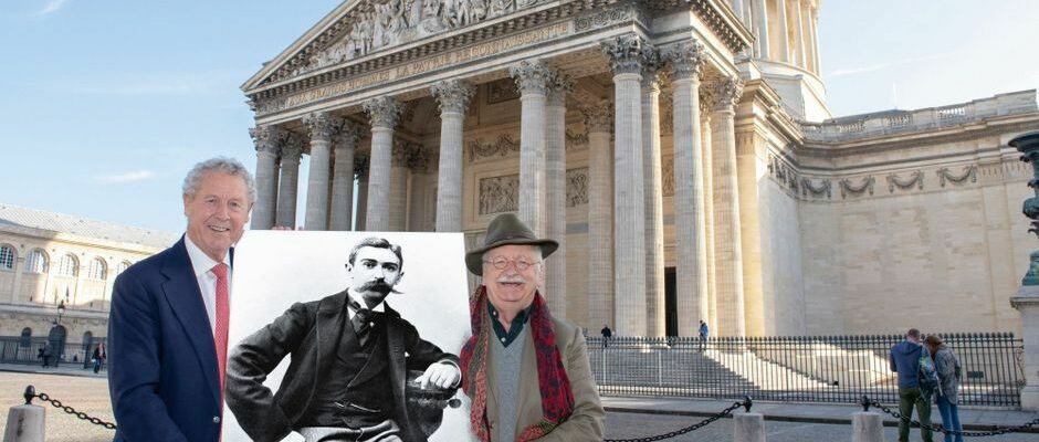 Guy Drut, left, with the support of French novelist Erik Orsenna, right, has called for Olympic founder Pierre de Coubertin to enter the Panthéon in Paris ©Guy Drut
