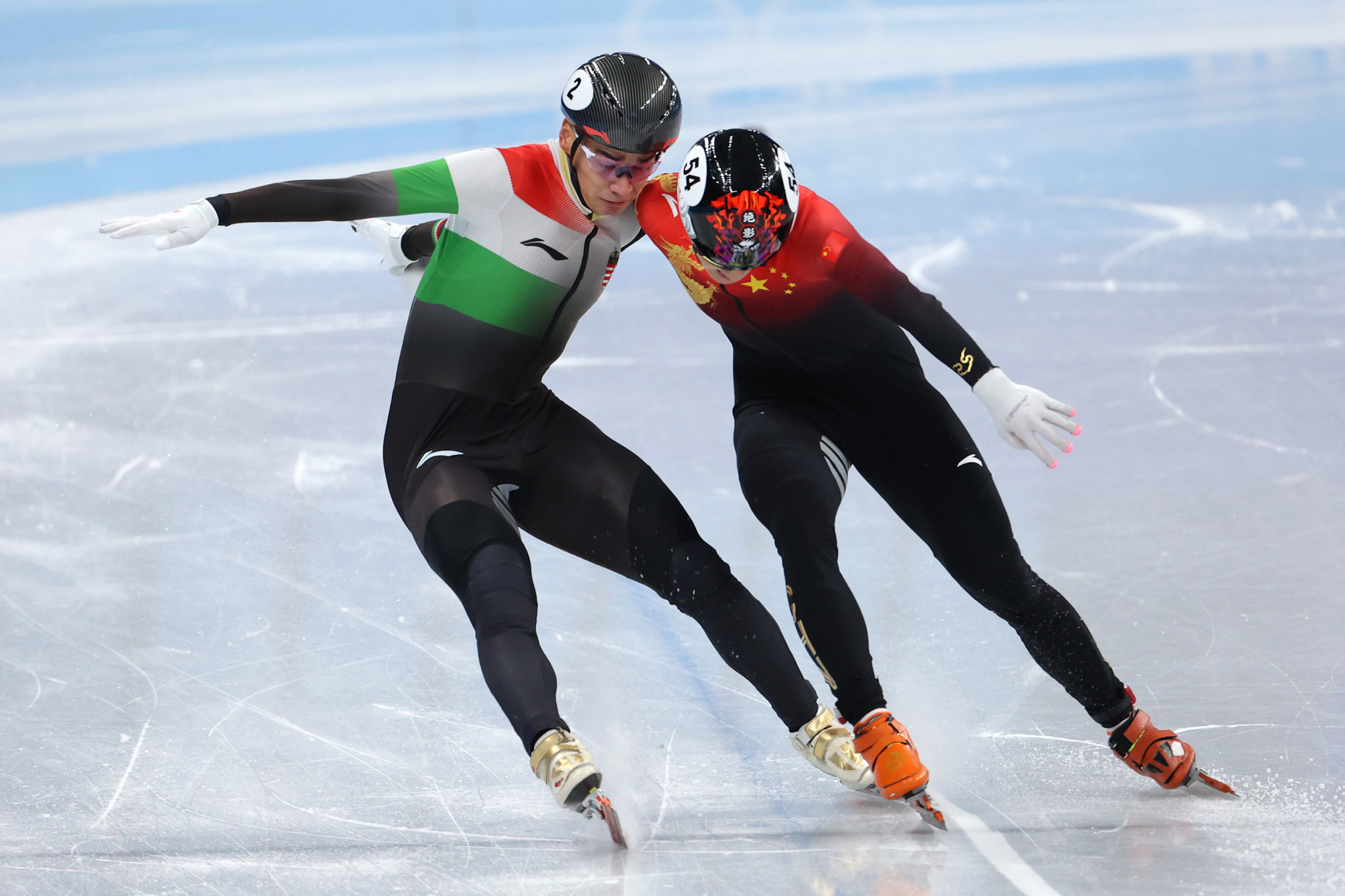 China were the beneficiaries of controversial refereeing decisions in the short track men's 500m, with Ren Ziwei, right, leading home a Chinese one-two but only after Hungarian Shaolin Sándor Liu, left, was disqualified ©Getty Images