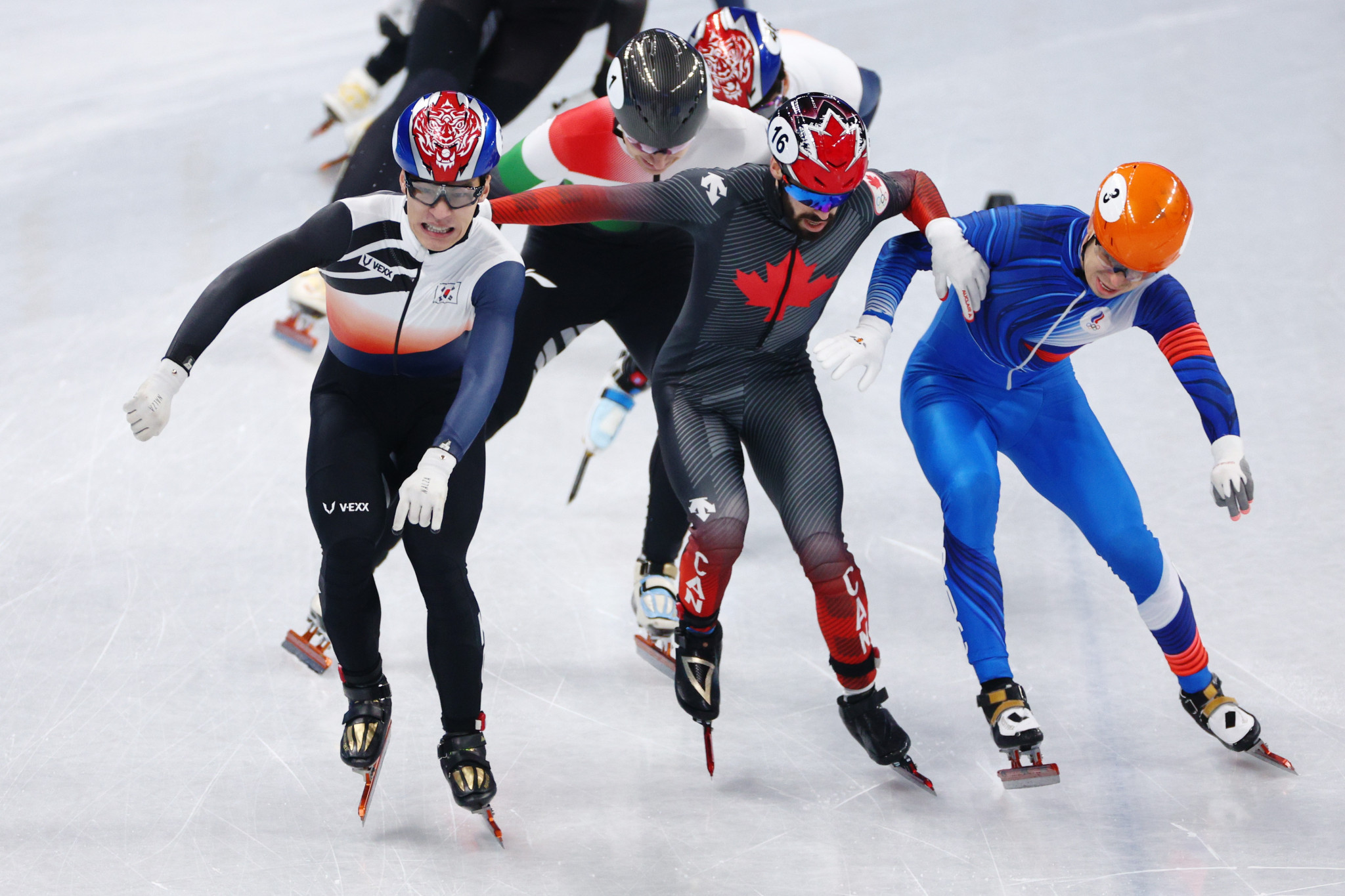 South Korea earned a first gold medal of the Games thanks to Hwang Dae-heon, left, in the men's 1,500m short track speed skating race ©Getty Images