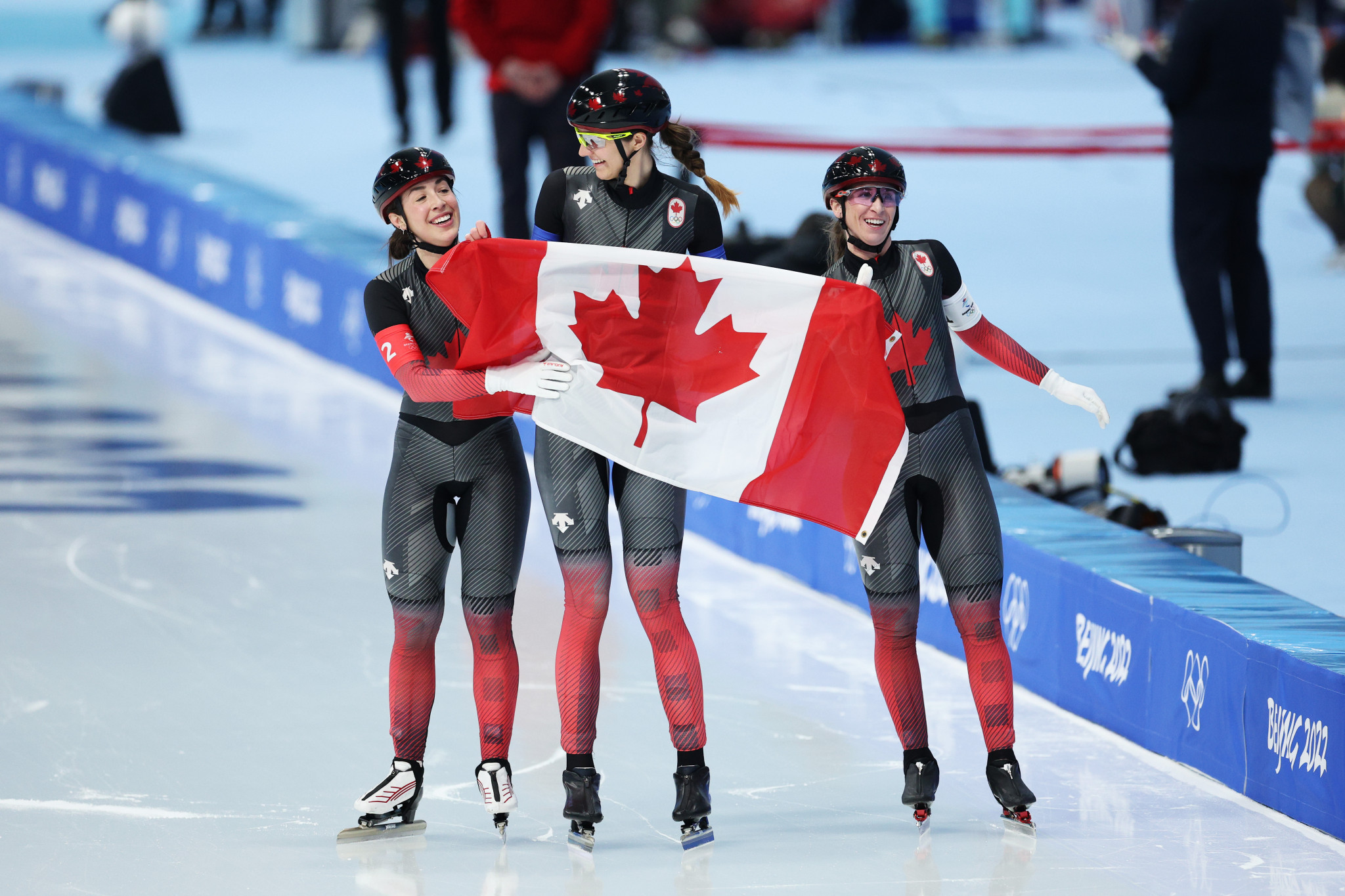 Canadians enjoy first gold in team pursuit speed skating at Beijing 2022