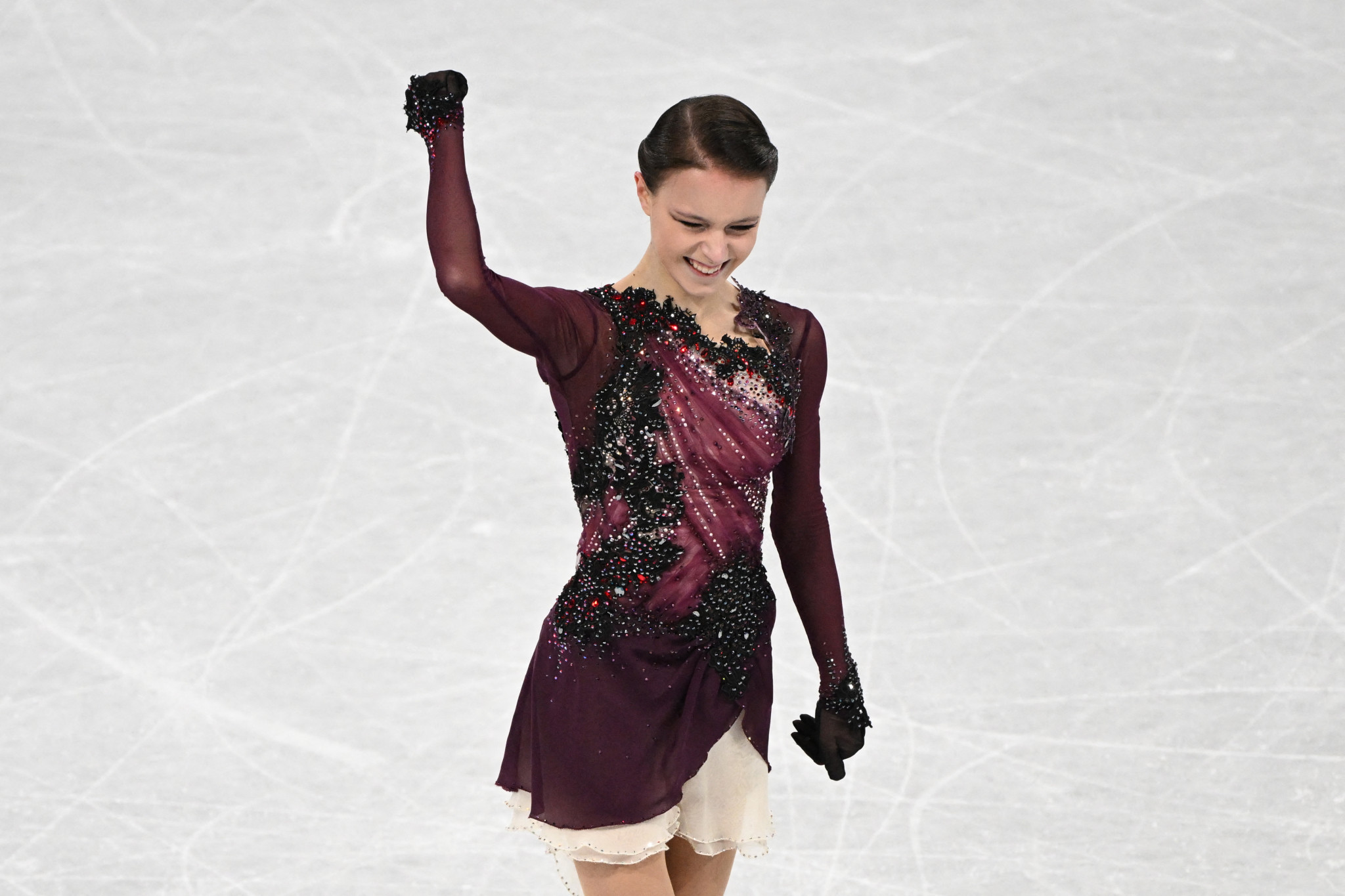 Instead it was fellow Russian Olympic Committee skater Anna Shcherbakova who claimed gold ©Getty Images