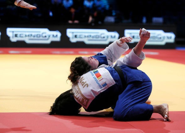 Matsumoto steps up preparations for Olympic title defence with Düsseldorf Grand Prix gold