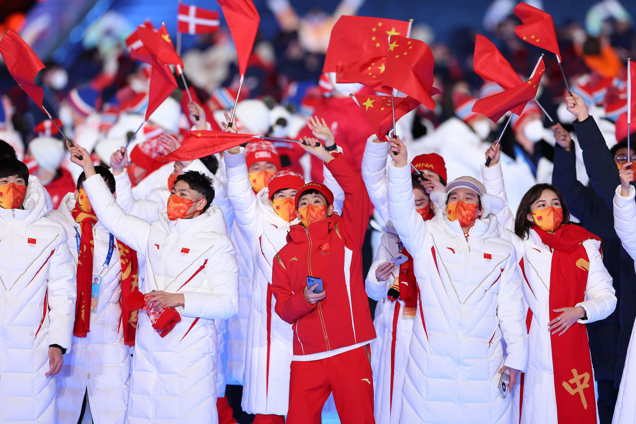 The athletes paraded together as is traditional in the Closing Ceremony ©Getty Images