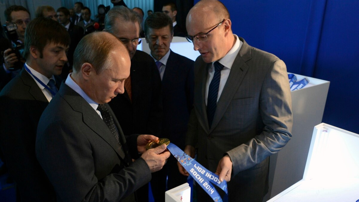 Dmitry Chernyshenko, pictured with Russian President Vladimir Putin, claimed that Sochi 2014 was the most successful Winter Olympic Games in history ©Getty Images
