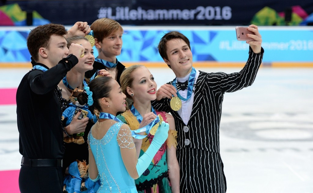 Superpowers unite to claim mixed nation figure skating glory at Lillehammer 2016
