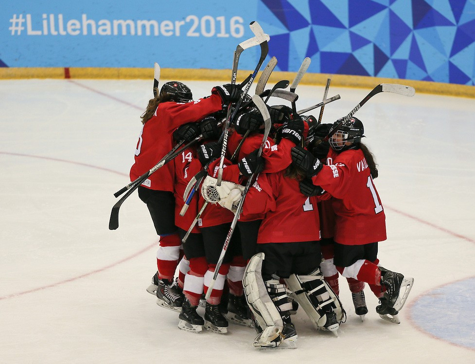 Switzerland fought back to claim women's ice hockey bronze with victory over Slovakia ©YIS/IOC