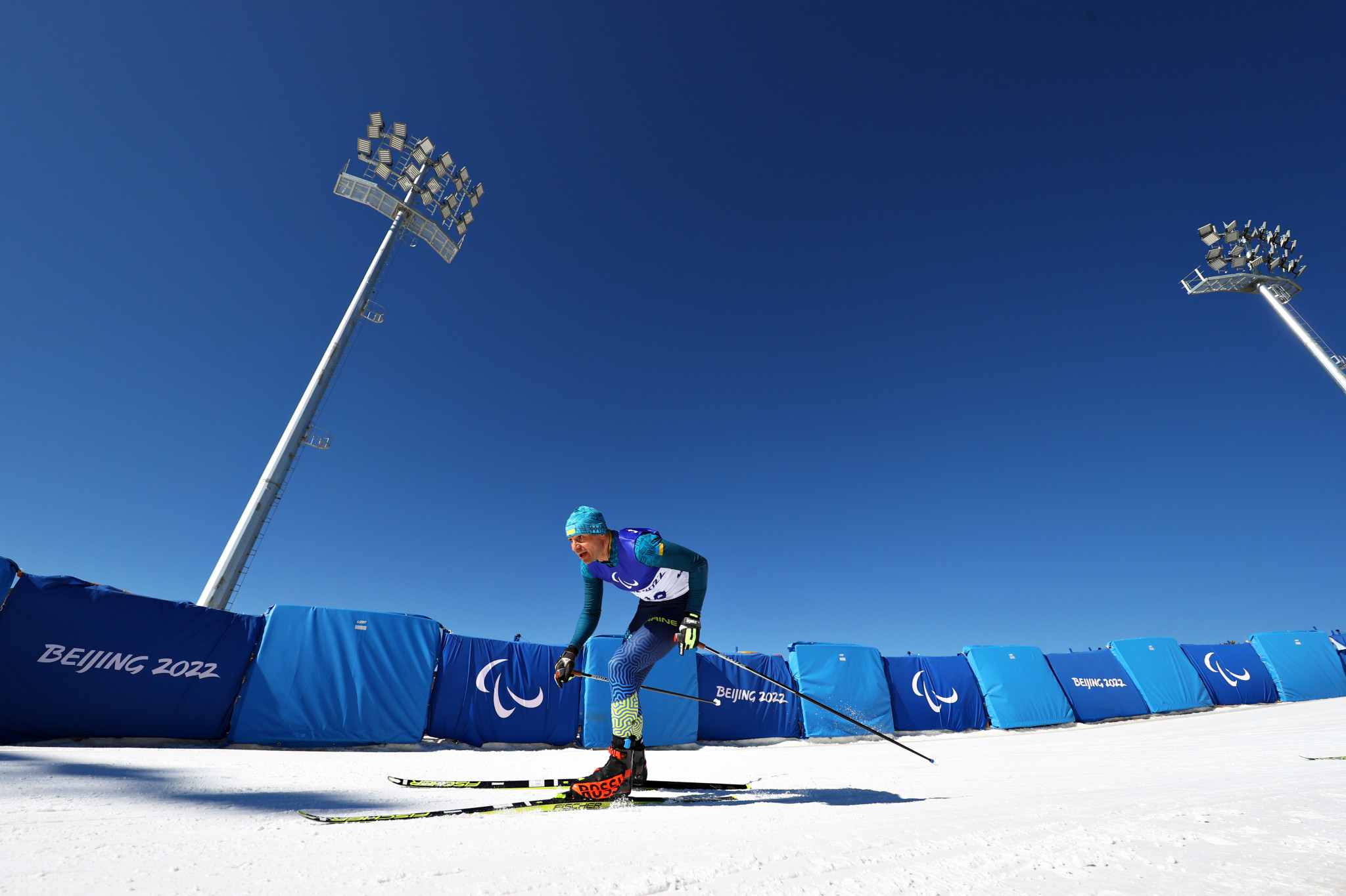 Vitalii Lukianenko won gold as Ukraine monopolised the men's visually impaired sprint podium ©Getty Images
