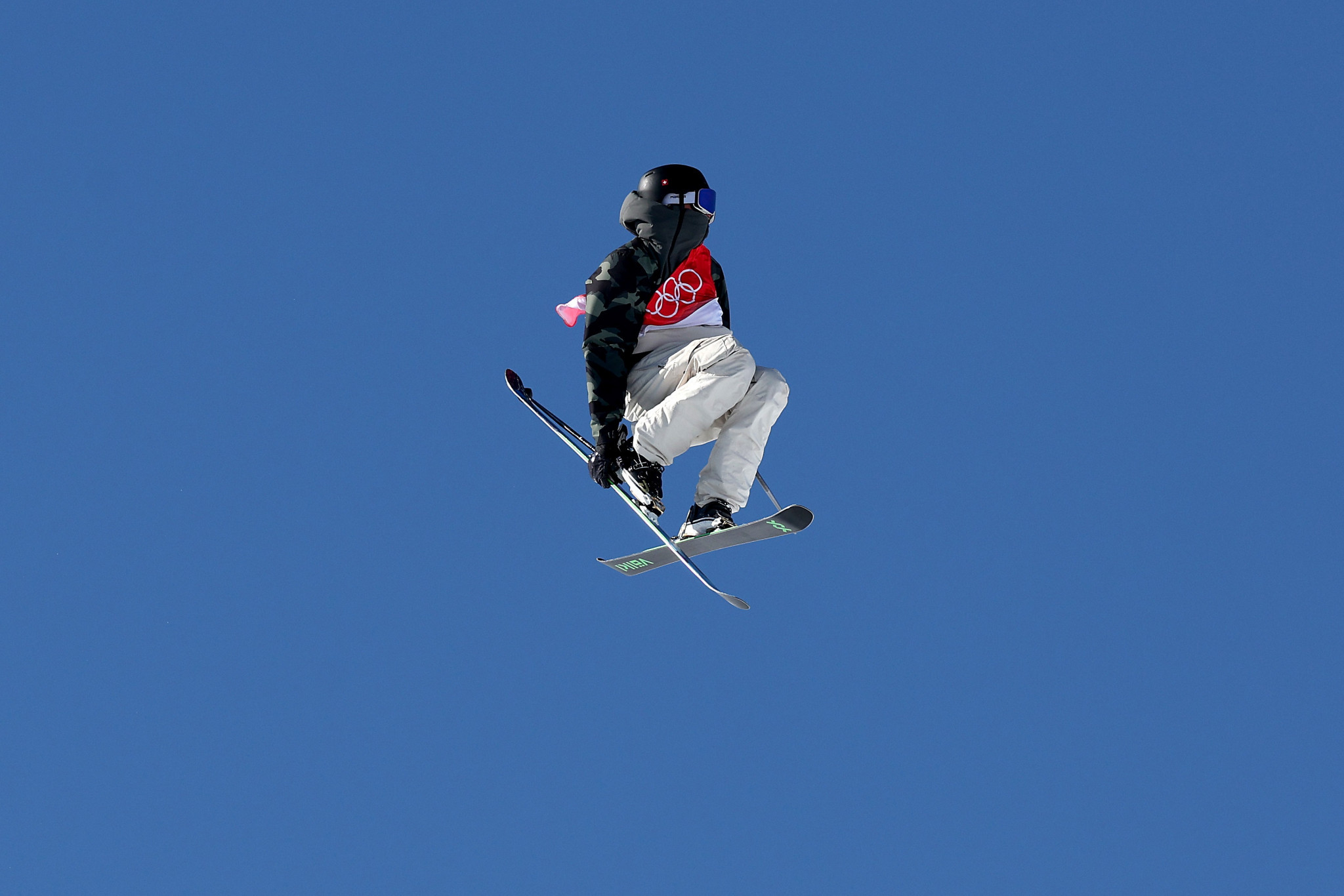 Andri Ragettli overcame Beijing 2022 heartbreak to land gold at the Slopestyle World Cup in Bakuriani ©Getty Images