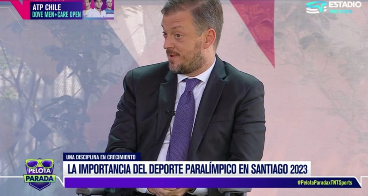 IPC President Andrew Parsons spoke to Chilean TV viewers recently after touring venues being prepared for the Santiago 2023 Pan American and Parapan American Games ©Santiago 2023