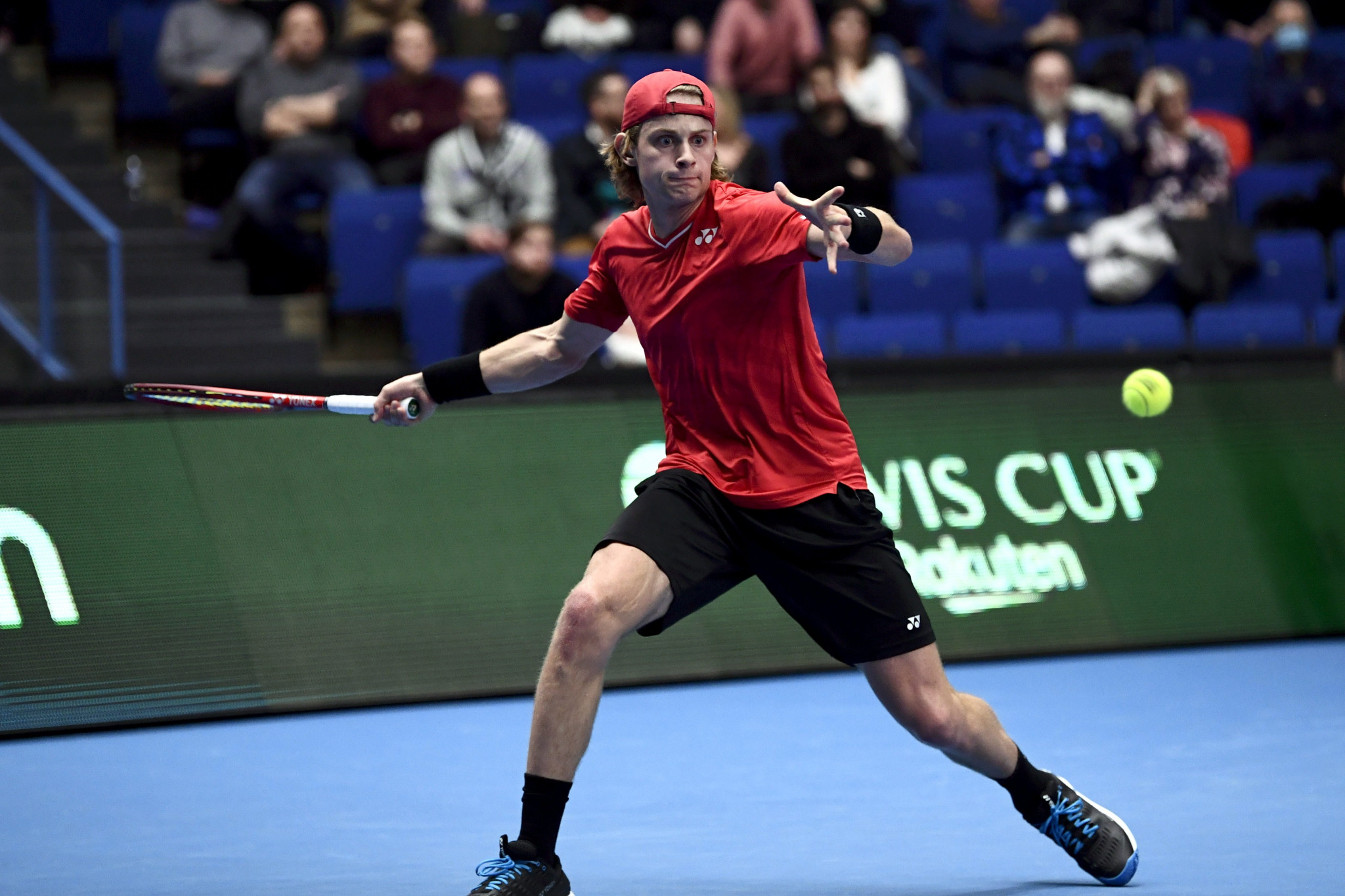 Zverev victorious on Davis Cup return while Belgium and Italy narrowly avoid upsets