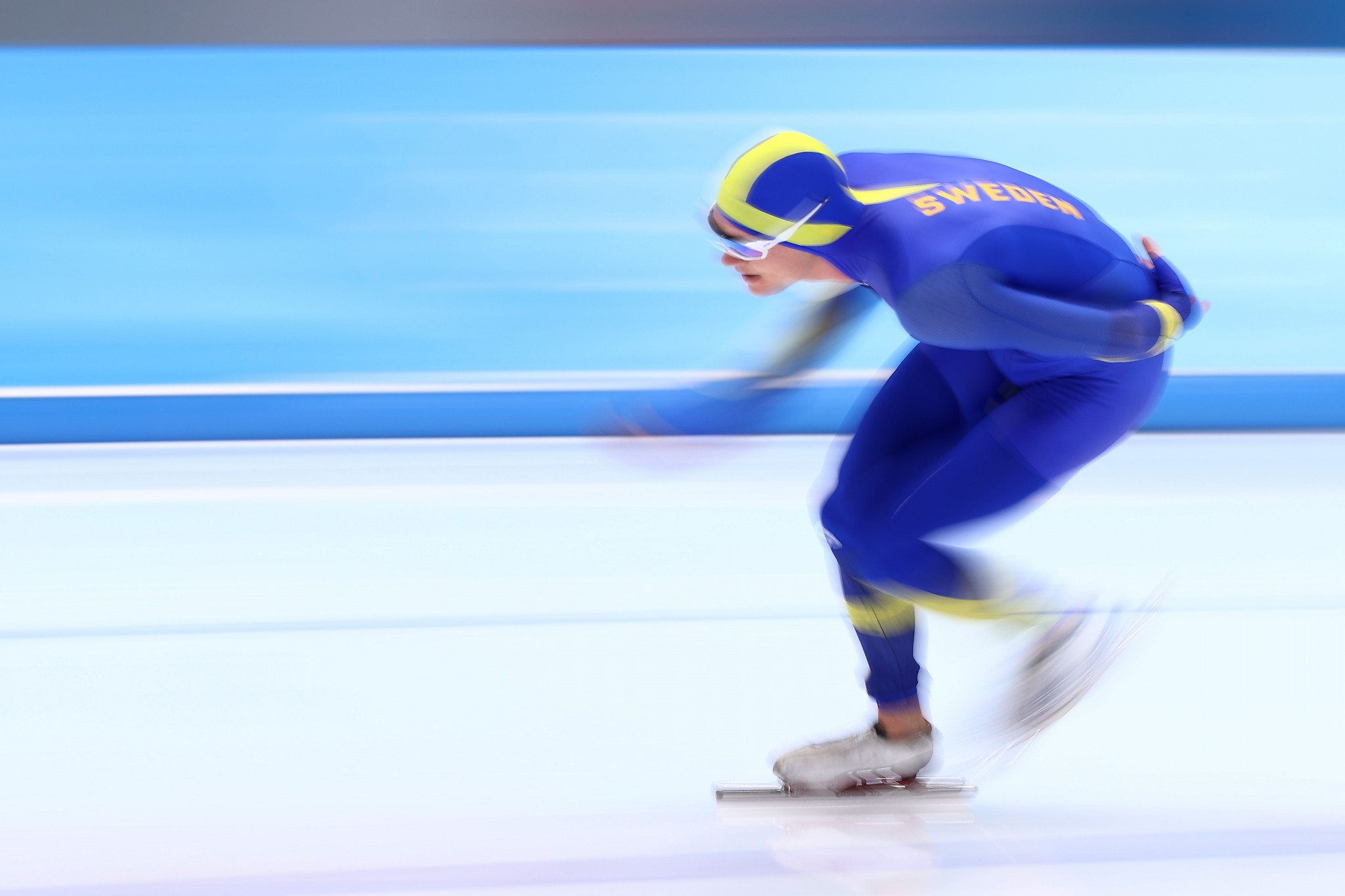 Van der Poel and Schouten add all-around World Speed Skating Championship titles to Olympic success in Hamar