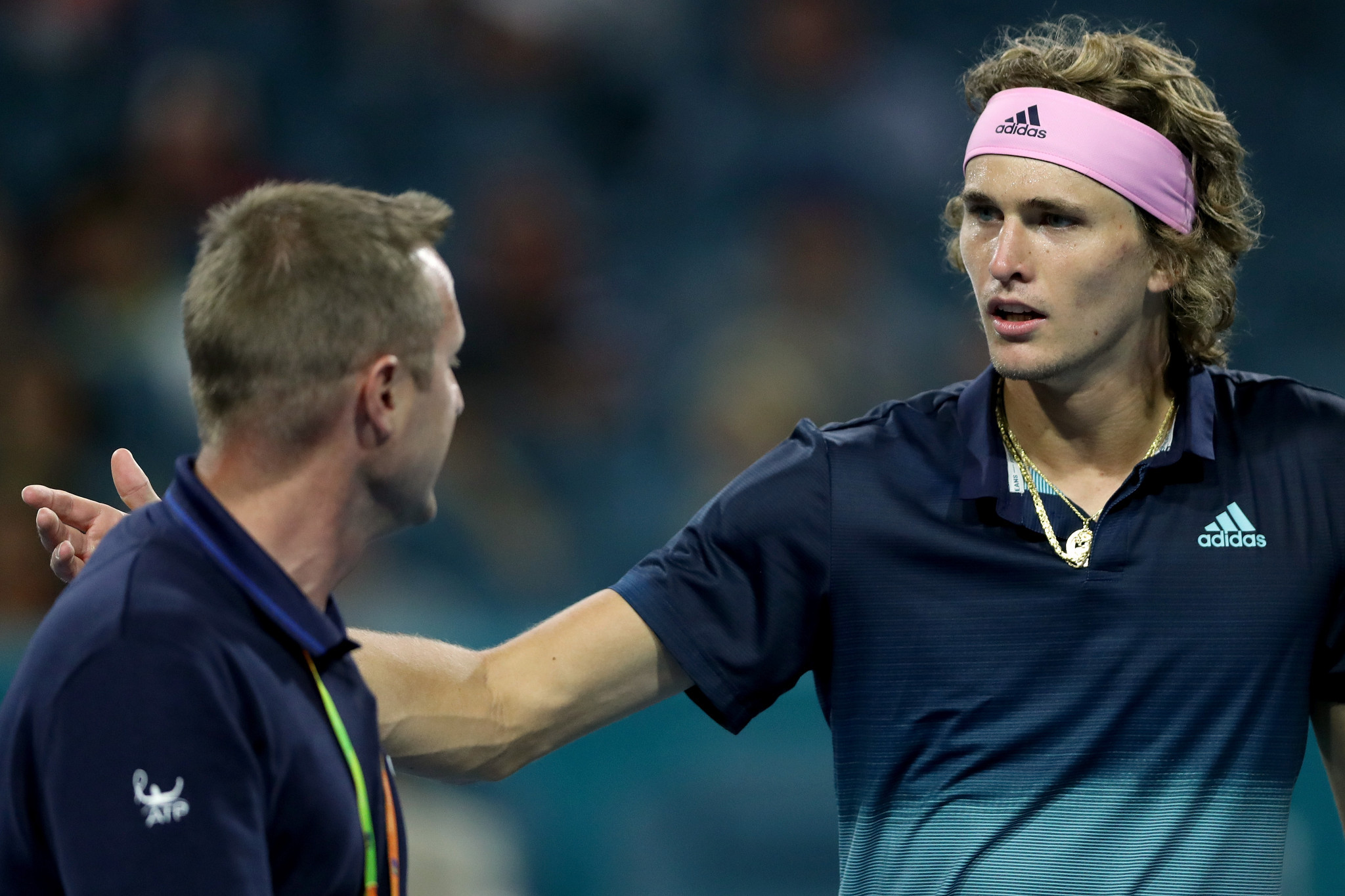 Alex Zverev pictured in conversation with Miro Bratoev, who finalised the suspension against the German following the incident in Mexico ©Getty Images