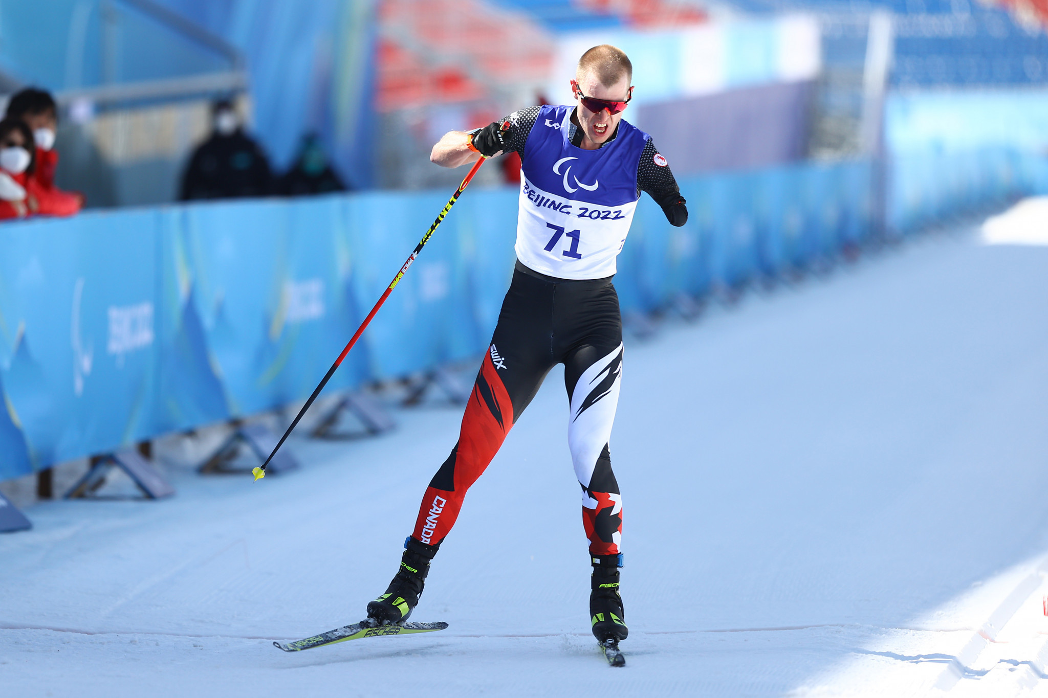 Canada's Mark Arendz won gold in the men's middle-distance standing ©Getty Images