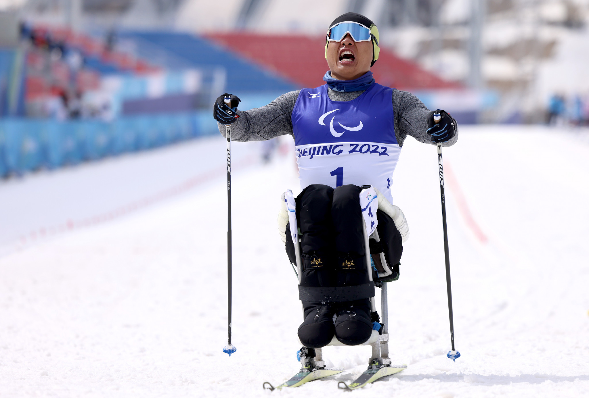 China's Zheng Peng triumphed in the men's sprint sitting with a time of 2 minutes 42.4 seconds ©Getty Images