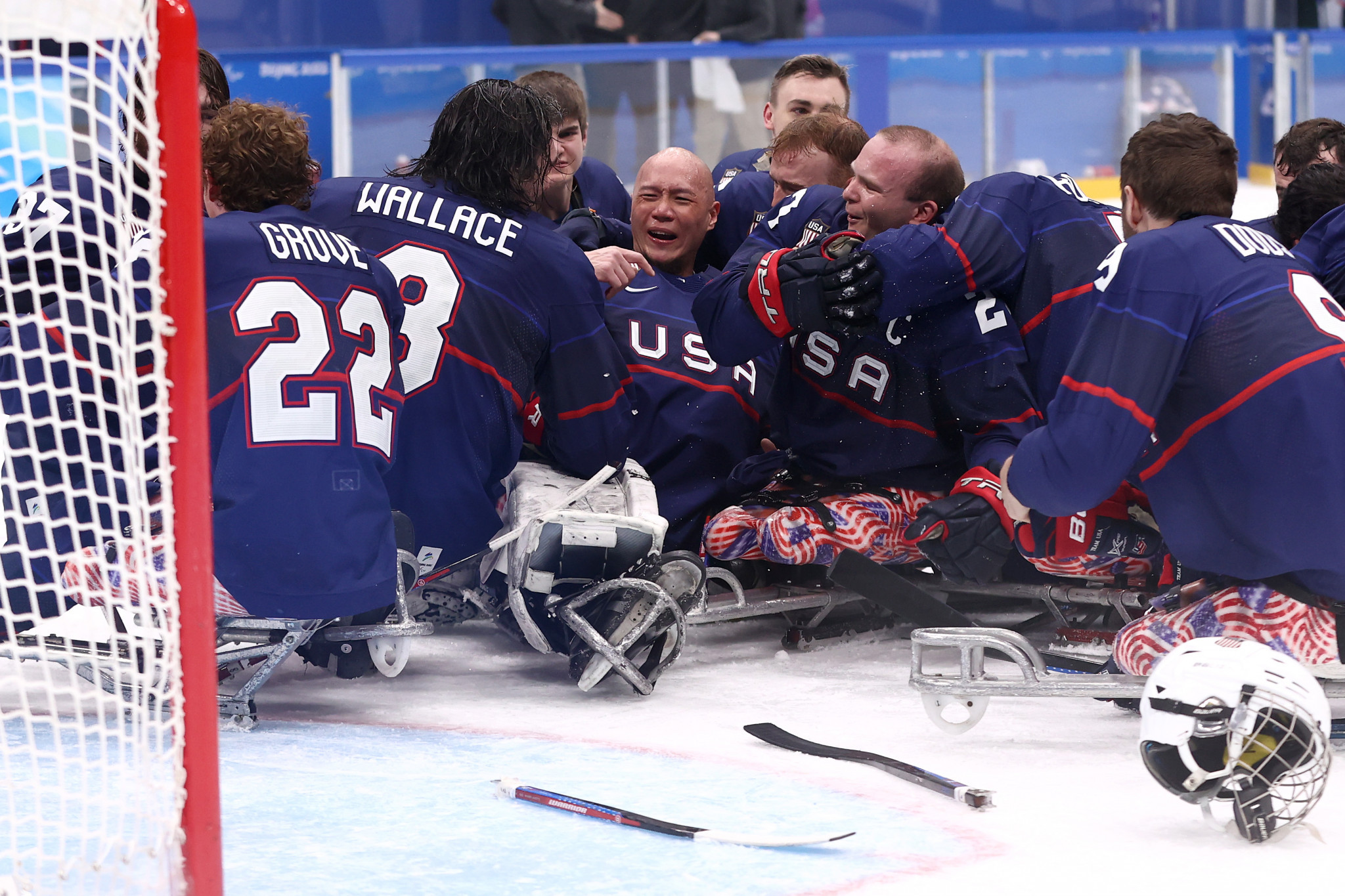 Jubilant celebrations ensued as soon as the final buzzer sounded, crowning the United States as champions ©Getty Images