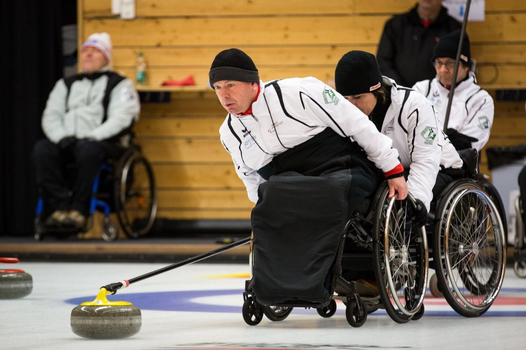 Hosts Switzerland defeated Paralympic gold medallists Canada in their opening match of the World Wheelchair Curling Championship in Lucerne ©World Curling