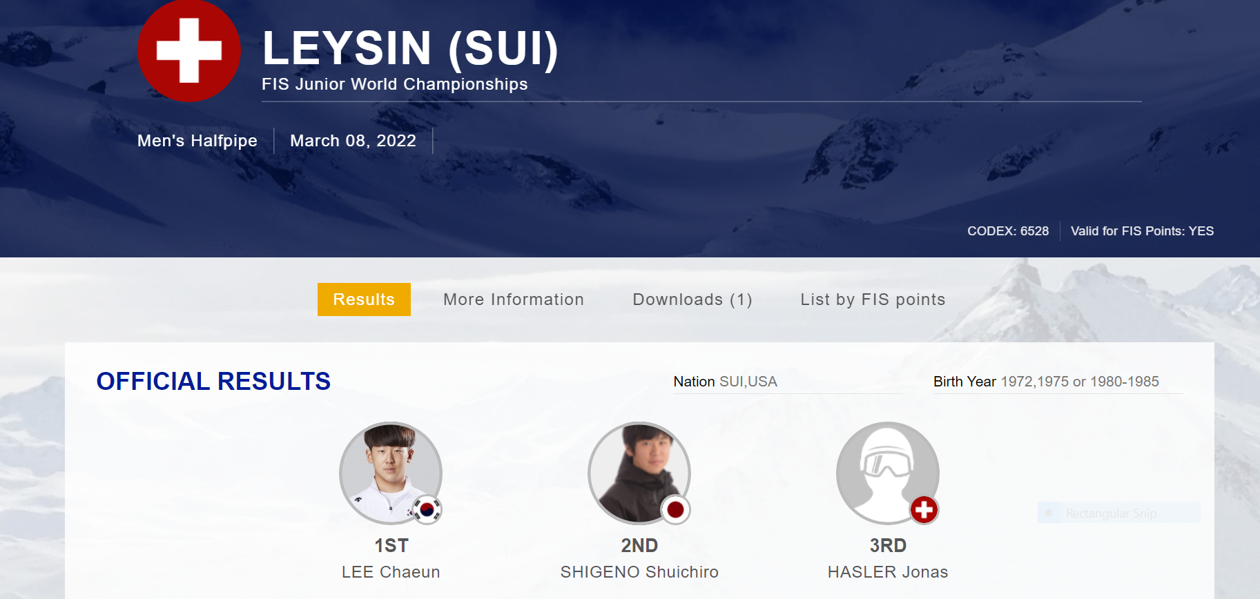 Lee Chaeun of South Korea won the men's snowboard halfpipe gold at Leysin in the FIS Park and Pipe Junior World Championships ©FIS