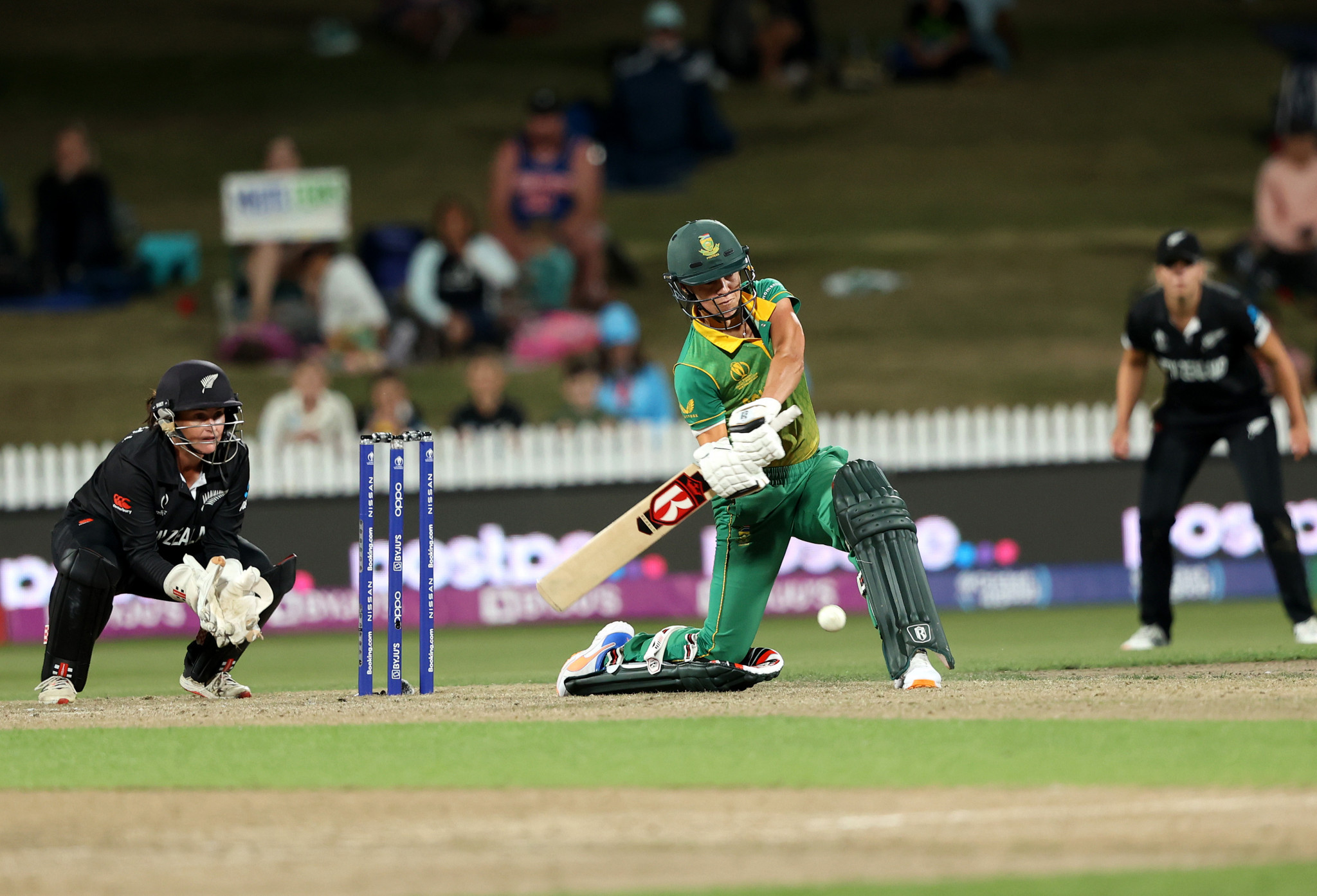 Marizanne Kapp's unbeaten 34 was instrumental in South Africa's two-wicket victory over New Zealand ©Getty Images