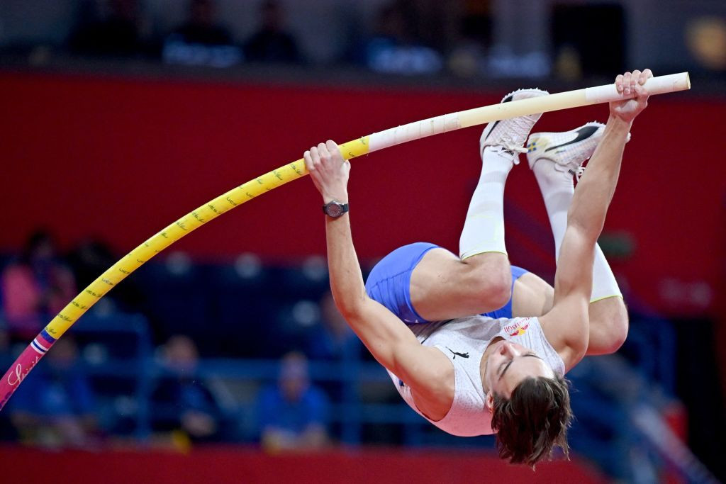 Mondo Duplantis is seeking to improve on the world pole vault record of 6.19m he set in Belgrade's Stark Arena earlier this month when he returns for this weekend's World Athletics Indoor Championships ©Getty Images