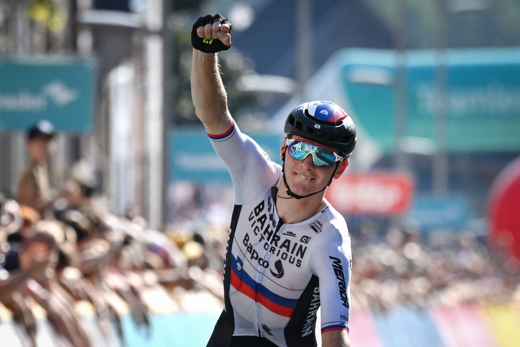 Mohorič triumphs at Milan-San Remo after decisive late push
