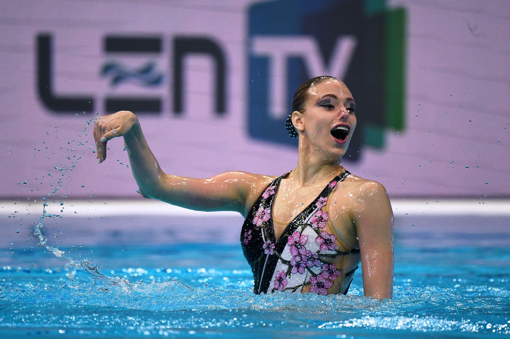 "Neutral" Russian athletes dominate day one of FINA Artistic Swimming World Series organised by US and Canada