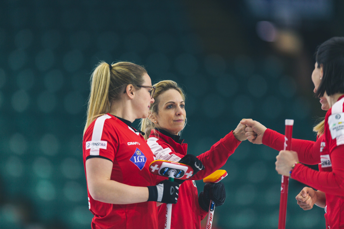Switzerland have a perfect record of five wins from five at the World Women’s Curling Championship in Prince George  ©WCF