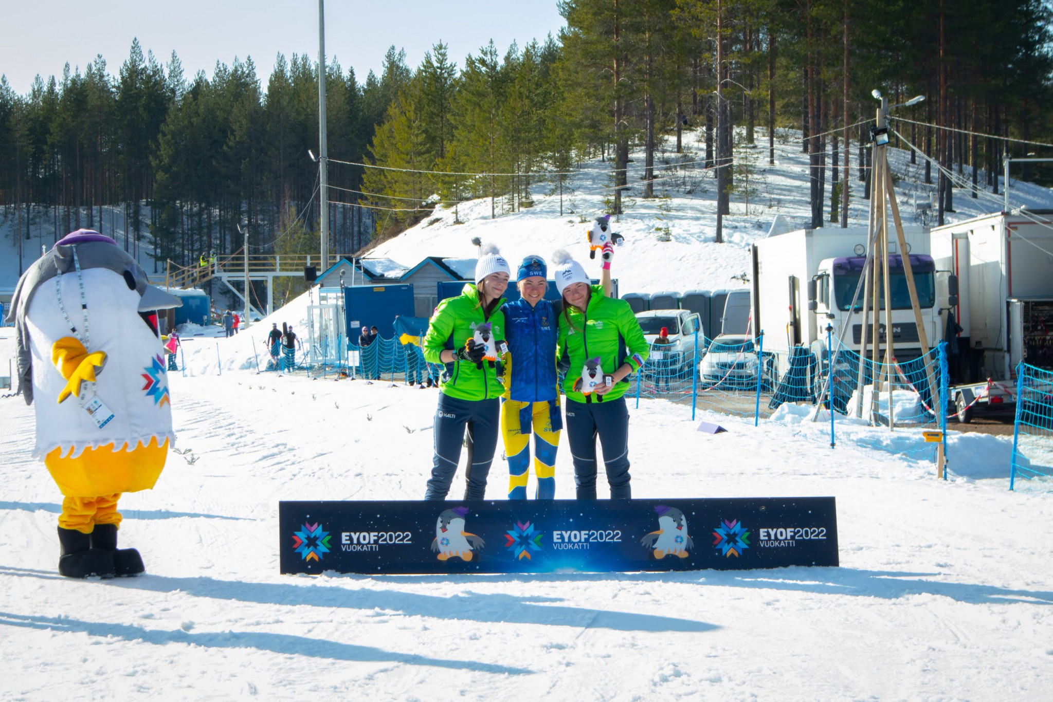 Sweden's Sara Andersson, centre, won the women's sprint by more than 35 seconds ©EYOF 2022 Vuokatti/Konsta Koivisto