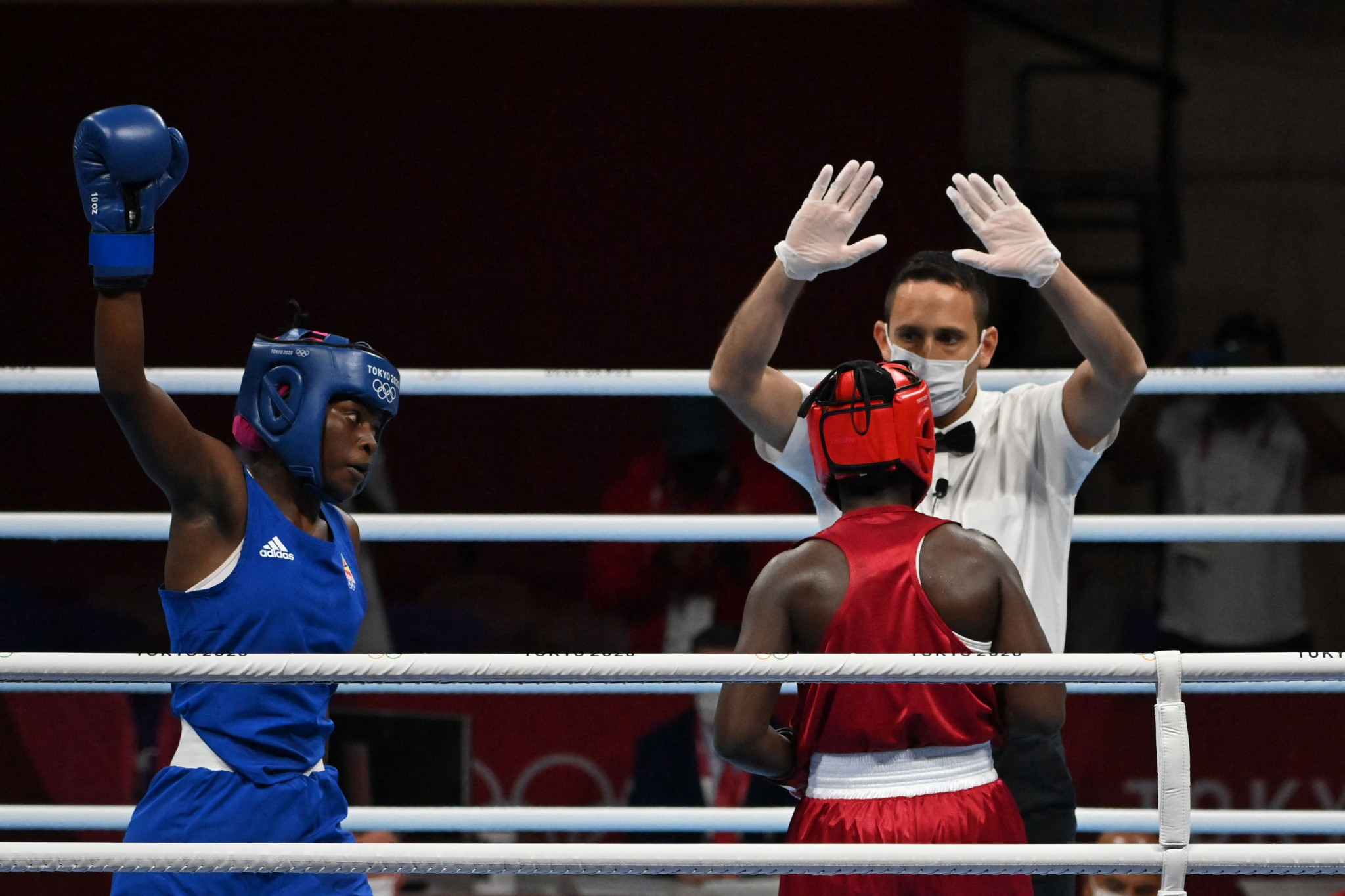 Acinda Panguana, left, is another of Mozambique's boxing hopes ©Getty Images