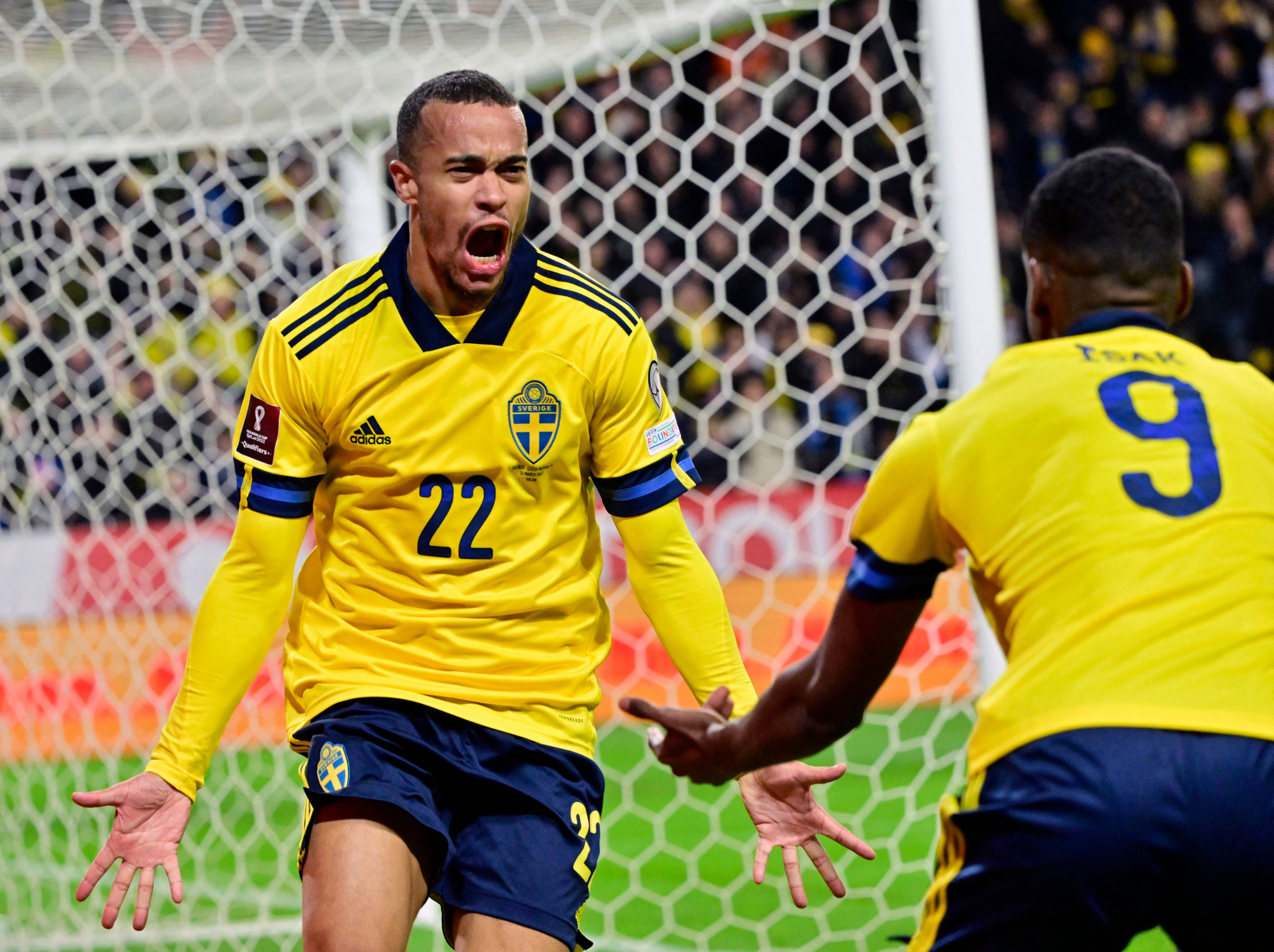 Robin Quaison's strike puts Sweden one game away from qualifying for the World Cup ©Getty Images