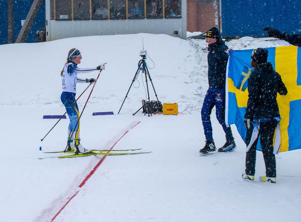 Sweden's cross-country skiing success at the Festival continued with a 4x5km mixed relay gold ©Veikko Peräkorpi/EYOF 2022 Vuokatti