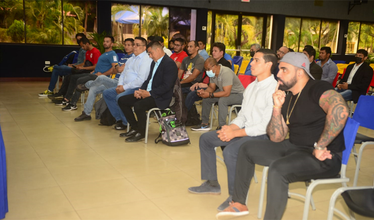 A seminar aimed at referees and coaches was held in Managua ©FIAS