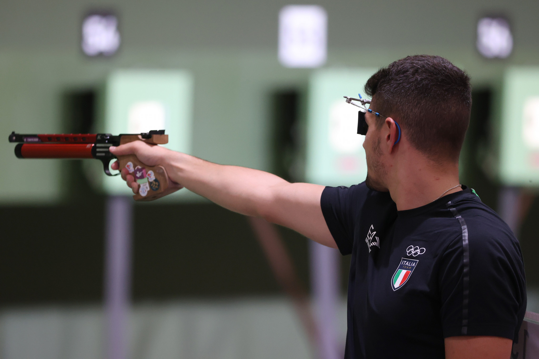 Italy won the 10m air pistol men's team gold at the European Champions ©Getty Images 