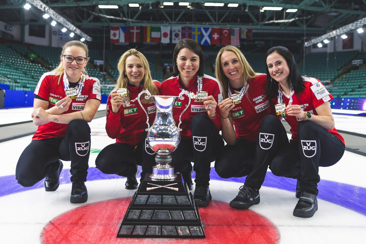 Switzerland won a third successive World Women's Curling Championship title after beating South Korea on the last end ©WCF/Jeffrey Au