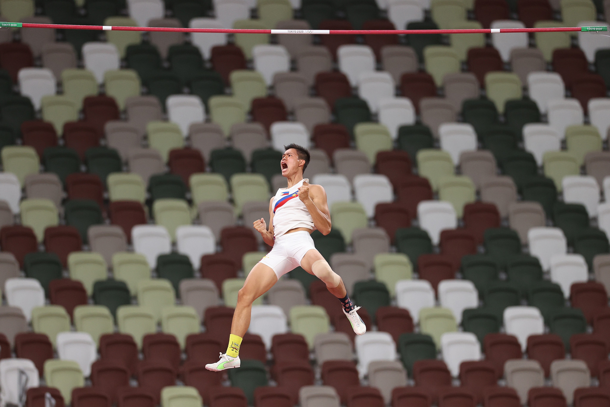 World number two pole vaulter Ernest Obiena is due to serve as one of the Philippines' flagbearers for Hangzhou 2022 alongside skateboarder Margielyn Didal ©Getty Images