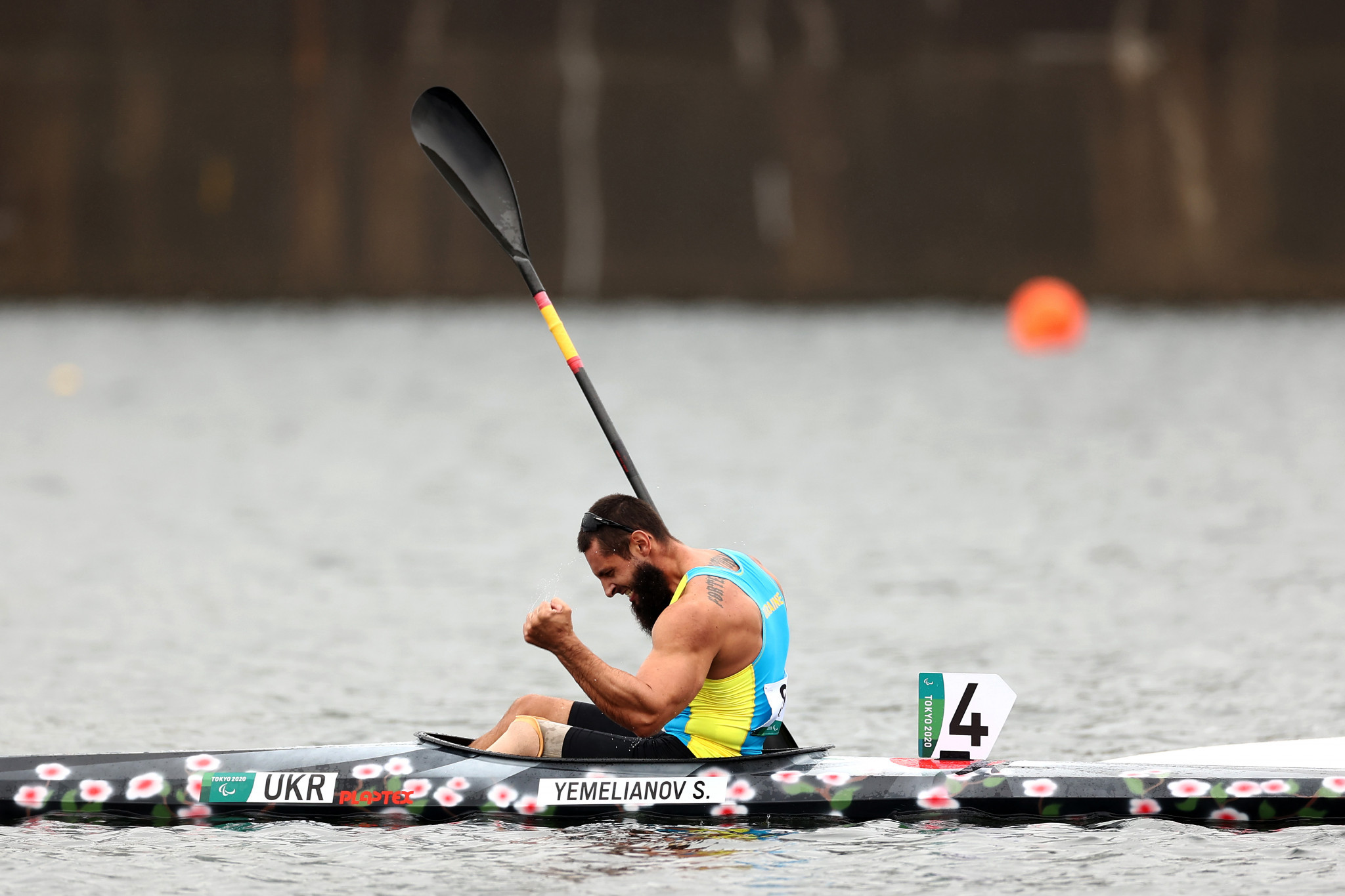 Ukrainian canoeist to auction Paralympic gold medal to raise funds for armed forces